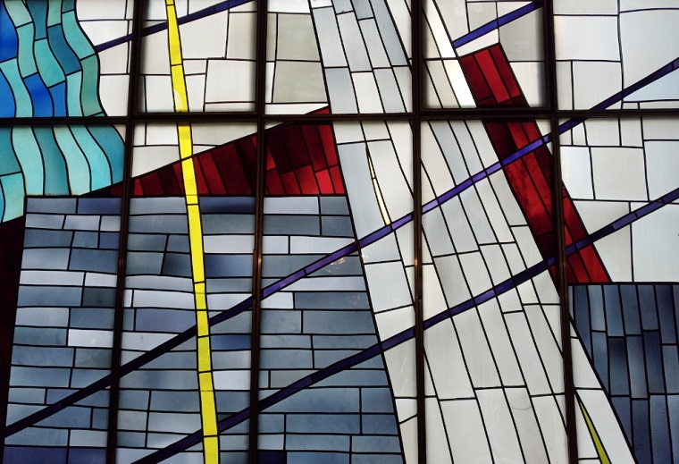 Gesamtansicht Glaskunstwände Amtsgerichtsstrasse