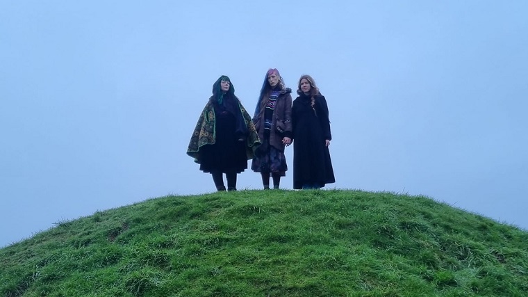 Photo von Tristwch Y Fenywod