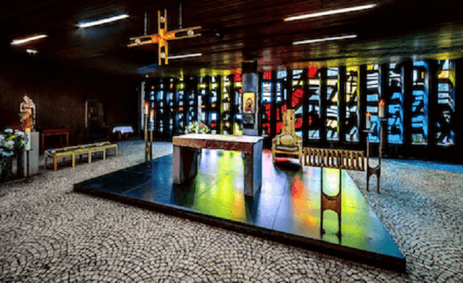 Kulturkirche Liebfrauen: Blick in die Unterkirche